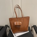Brown large faux leather tote bag with matching mini coin purse and shiny finish - Brown