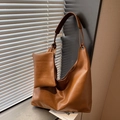 Vintage brown faux leather large capacity tote bag with matching small zippered pouch - Brown