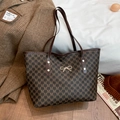 Retro brown large capacity tote bag with M-pattern monogram and gold bow detail - Brown