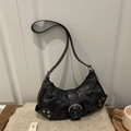 Bolso de media luna negro retro con hebilla plateada y detalles de remaches metálicos - Negro