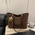 Brown leopard print tote bag with gold logo and cute bear pendant on knit background - No Pendant / Brown