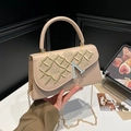Sac bandoulière beige avec broderie losange élégante et chaîne dorée fine - Kaki