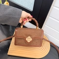 Bolso bandolera de ante marrón retro con cierre de flor y asa retorcida exclusiva - Marrón