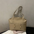 Grande borsa tote kaki in pelle PU con doppie cerniere frontali e comodi spallacci lunghi - Cachi