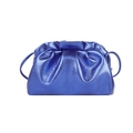 Sac à bandoulière nuage plissé bleu métallisé avec finition en cuir texturé - Bleu