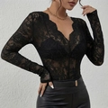 Haut en dentelle noire ajusté à manches longues avec décolleté en V et bords festonnés - S / Noir