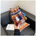 Bolso de hombro de punto étnico con patrones naranja y azul y borlas de colores - Amarillo