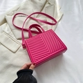 Fuchsia square handbag with V-quilted stitching and adjustable shoulder strap - Rose Pink