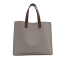 Bolso tote color topo con asas marrones en contraste y letras doradas de moda - Gris