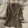 Hellbrauner Blazer aus Leinen mit schicken gestreiften Manschetten und Einreiher - S / Braun
