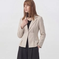 Blazer da donna slim fit beige chiaro con revers a lancia e chiusura a bottone singolo - S / Albicocca
