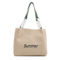 Strohtasche mit schwarzer Summer-Stickerei und dunkelgrünen Leder-Kettengriffen - Grün