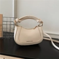 Elegante borsa a mezzaluna color crema con manico annodato e tracolla sottile - Bianco Sporco