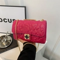 Sac bandoulière chic matelassé rouge rose avec élégante bandoulière chaîne dorée - Rose Rouge