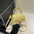 Mini borsa a tracolla giallo crema con motivo a coccodrillo e manico superiore - Giallo