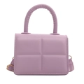 Mini bolso de mano lila en cuero PU con solapa acolchada y correa ajustable - Morado