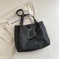 Modische schwarze große Einkaufstasche mit Silberkette und Logo für Damen - Schwarz