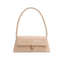 Minimalistische glänzende Baguette-Tasche in Beige-Rosa mit goldener Schnalle und Gurt - Beige