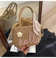Strohhandtasche mit rosa Hello-Stickerei und gebundenem Blumen-Seidenschal - Khaki Mit Rosa