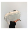 Marsupio bianco da donna con trama stropicciata e ampi spallacci in nylon resistente - Bianco