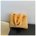 Bolso tote minimalista de felpa amarillo jengibre con textura de piel sintética suave - Caqui