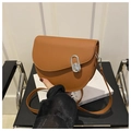Sacoche selle marron minimaliste en cuir PU lisse avec une boucle en métal argenté chic - Marron