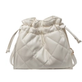 Borsa a secchiello trapuntata bianca con coulisse e tracolla a catena in metallo - Bianco Sporco