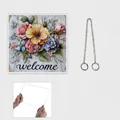 Maatspecificaties voor 2D acryl bloemen welkomstbord met metalen ophangketting detail - 15.48x15.38cm