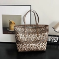 Grande borsa tote leopardata con manici in pelle marrone per il lavoro e il tempo libero - Marrone