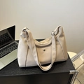 Versatile cream nylon hobo bag with adjustable strap and silver snap pocket - Khaki