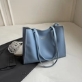Sky blue large capacity tote bag in smooth PU leather with elegant golden brand logo - Blue