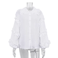 Witte katoenen blouse met lantaarnmouwen, Peter Pan kraag en ruffles voor dames - S / Wit