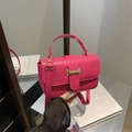 Elegante borsa a mano quadrata rosso rosa con fibbia H dorata e tracolla - Rosa Rosso