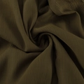 Vue macro détaillée de la texture du tissu plissé vert olive avec un drapé élégant - S / Vert (82% Viscose 18% Nylon)