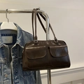 Borsa sottobraccio retrò marrone scuro con doppie tasche a patta in pelle PU lucida - Marrone