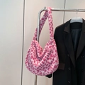 Damen Hobo-Schultertasche aus rosa Leoparden-Kunstpelz mit weicher Plüschstruktur - Rosenrosa