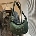 Sac hobo en velours côtelé vert foncé avec broderie blanche et un petit porte-monnaie - Vert foncé