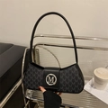 Borsa baguette nera minimalista con stampa monogramma e fibbia metallica M - Nero
