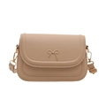 Bolso bandolera beige elegante con hebilla de lazo dorado y correa de cuero ajustable - Caqui