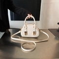 Sac à main élégant blanc crème en forme de coquille avec boucles dorées - Blanc Cassé