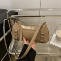 Borsa baguette kaki lucida in finta pelle con dettagli in metallo argentato - Cachi