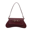 Retro Schultertasche aus weinrotem Leder mit goldenem Gebiss und Halbmondform - Burgunderrot