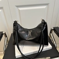 Bolso tote negro brillante con correas anudadas y detalle de cremallera dorada de moda - Negro