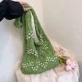 Bolso tote de punto verde con adornos de perlas blancas y textura de ondas suaves - Verde