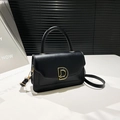 Retro black leather handbag with gold D-letter buckle and adjustable strap - Black
