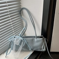 Hellblaue Schultertasche aus Kunstleder mit weißer Spitzen Schleife und Band-Detail - Blau