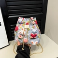 Sac seau tendance avec motif lapin et fleurs mignon et bandoulière chaîne dorée - Lapin