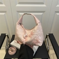 Bolso hobo elegante de encaje rosa con bordados, mariposas 3D y borlas de cuentas - Rosa
