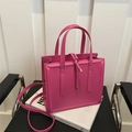 Elegante fuchsiafarbene PU-Leder Tragetasche mit Griffen und abnehmbarem Schultergurt - Rosenrosa