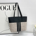 Große Shopper-Tasche mit Kontrastnaht aus schwarzem Kunstleder und Webstruktur-Stoff - Schwarz-Weiß-Tweed-Patchwork (Style 1)